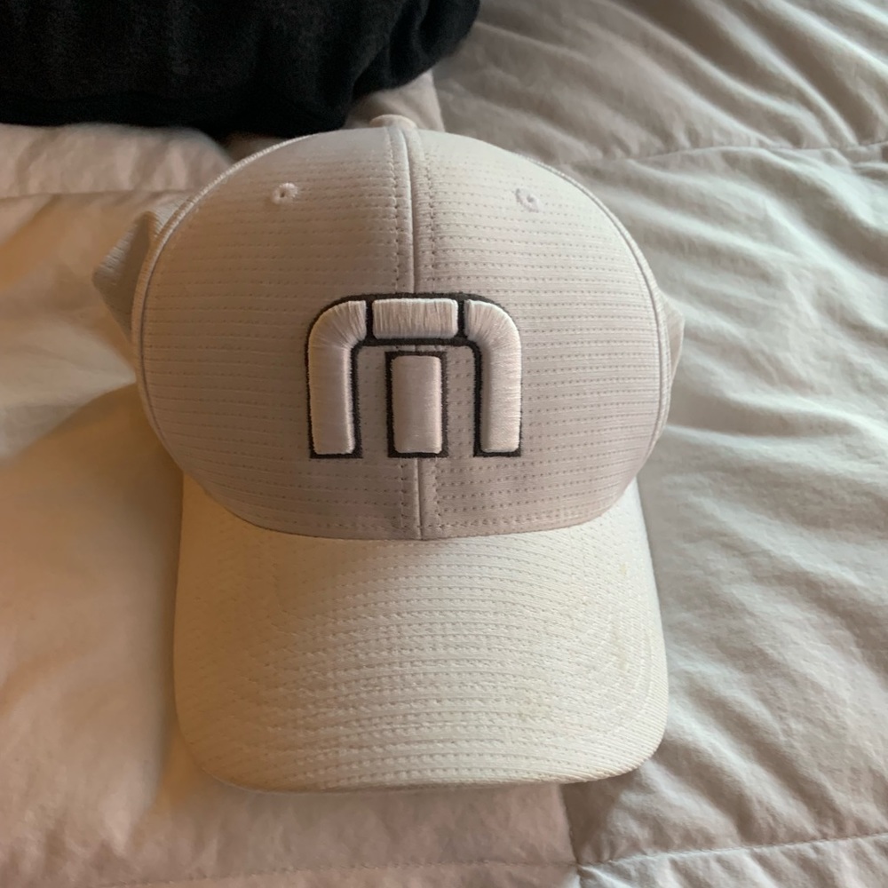 Used Travis Matthew hat